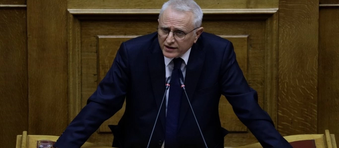 Γ. Ραγκούσης: «Ο Ρουβίκωνας προχθές πέταγε τρικάκια έξω από το Μαξίμου και τα Εξάρχεια πάλι καίγονταν»